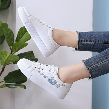 SH426 - Floral Embroided Canvas Shoes